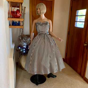 80's Gunne Sax Pink popular Striped Dress.