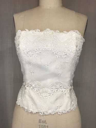 Vintage 2000’s White Lace Bustier - image 1