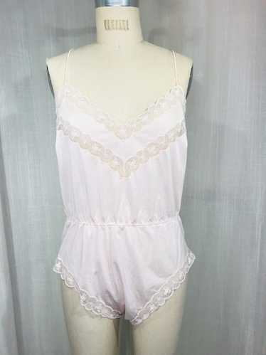 Vintage 70’s Baby Pink Lace Teddy