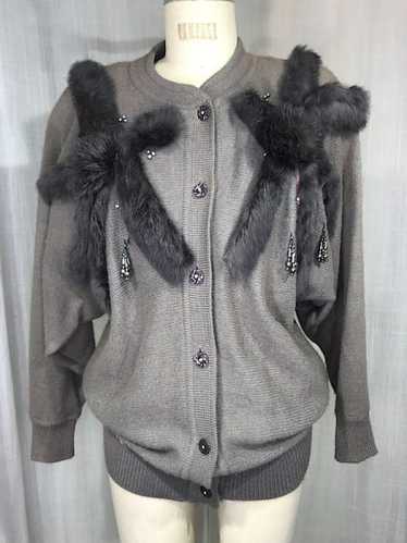 Vintage 80’s Grey Oversized Sweater w Rabbit Fur