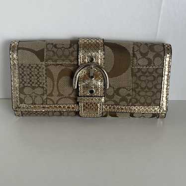 バッグ Coach Signature Flower Patchwork Pouch COACH Hand AccessoryPouch Signature Flower Patchwork Beige