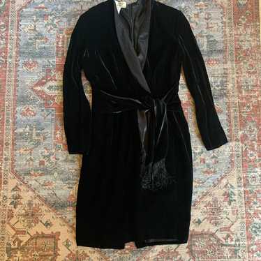 VINTAGE Jones New York Dress black velvet faux wr… - image 1