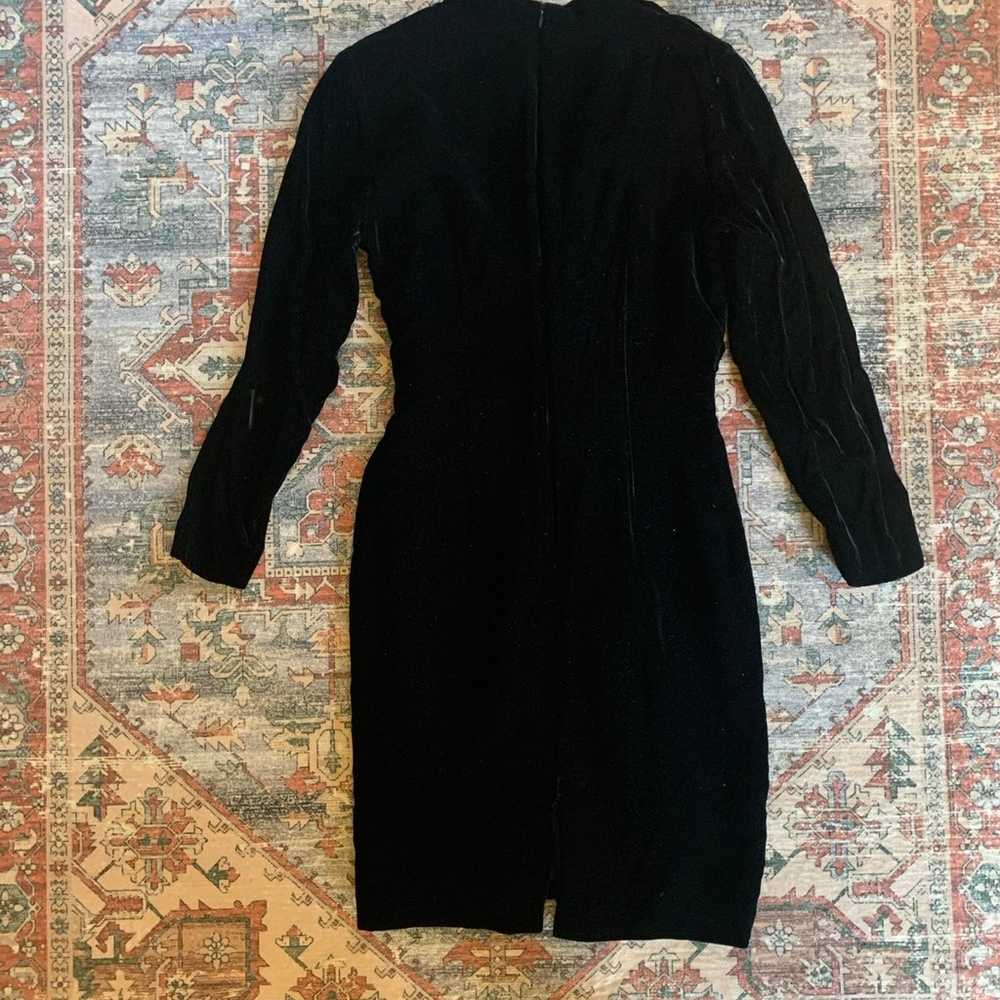 VINTAGE Jones New York Dress black velvet faux wr… - image 2