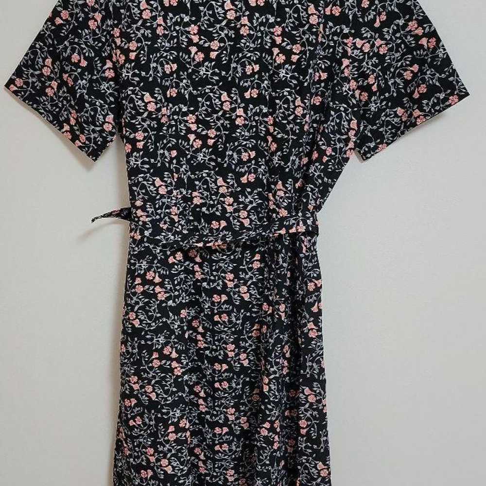 Short-sleeved floral dress in Showa-era retro sty… - image 2