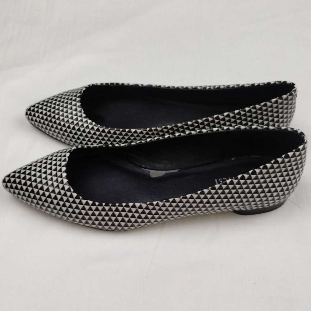 Nine West Nine West Women's Black/White Shoes/Fla… - image 3