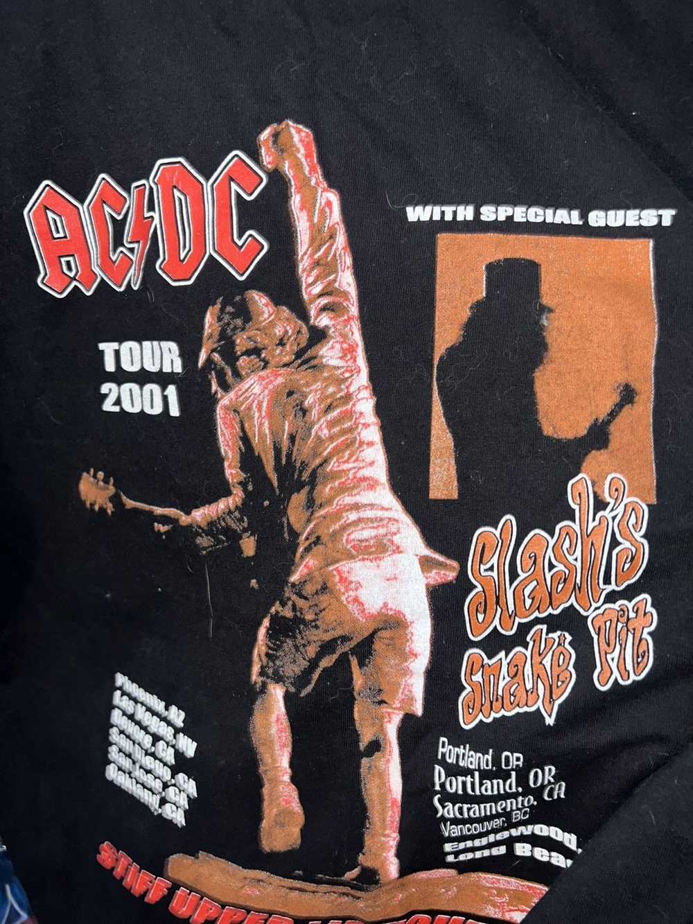 Vintage 2001 AC/DC black and red vintage tshirt - image 3