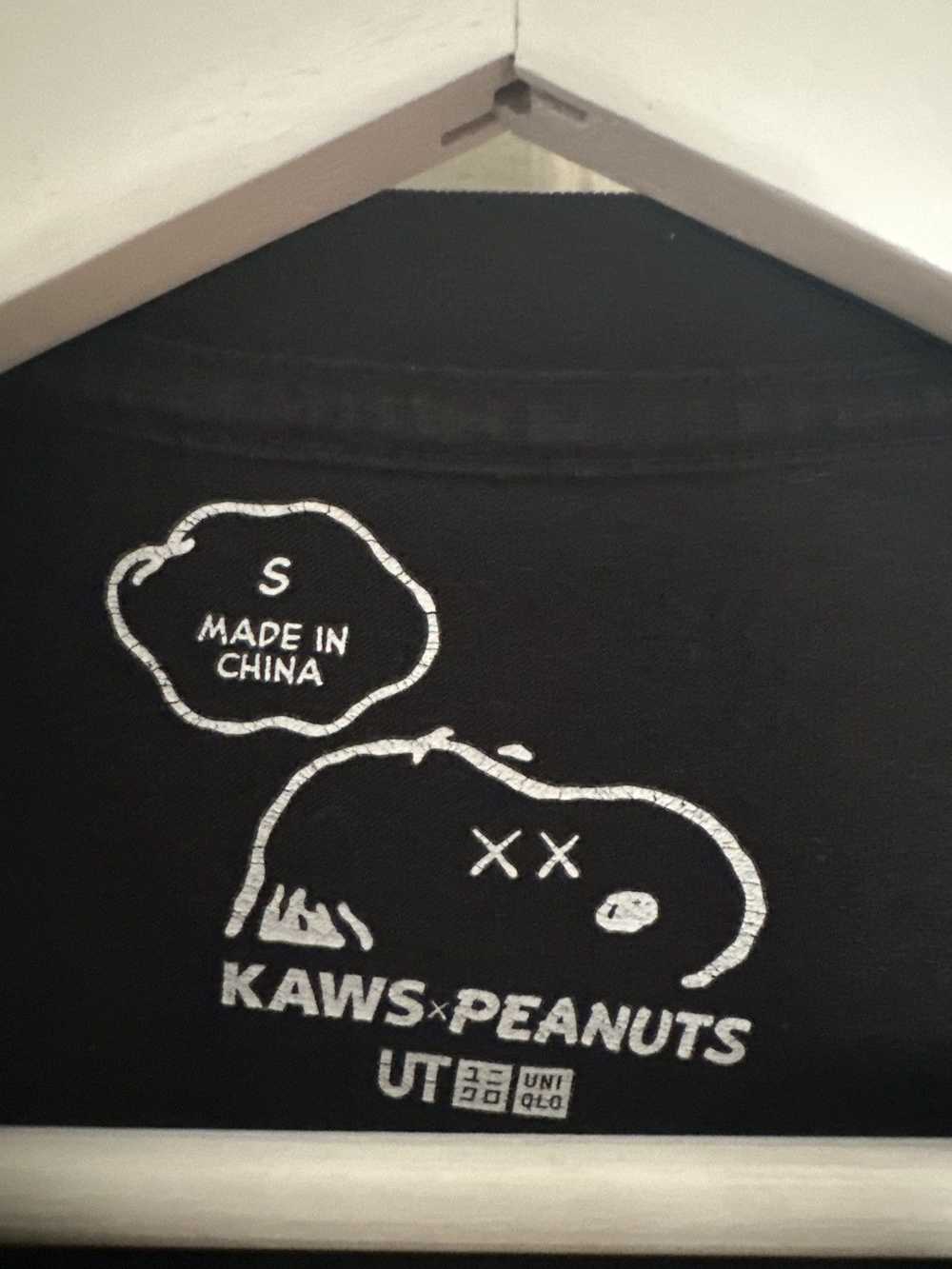 Kaws × Uniqlo Uniqlo x Peanuts x Kaws Snoopy Tee - image 2