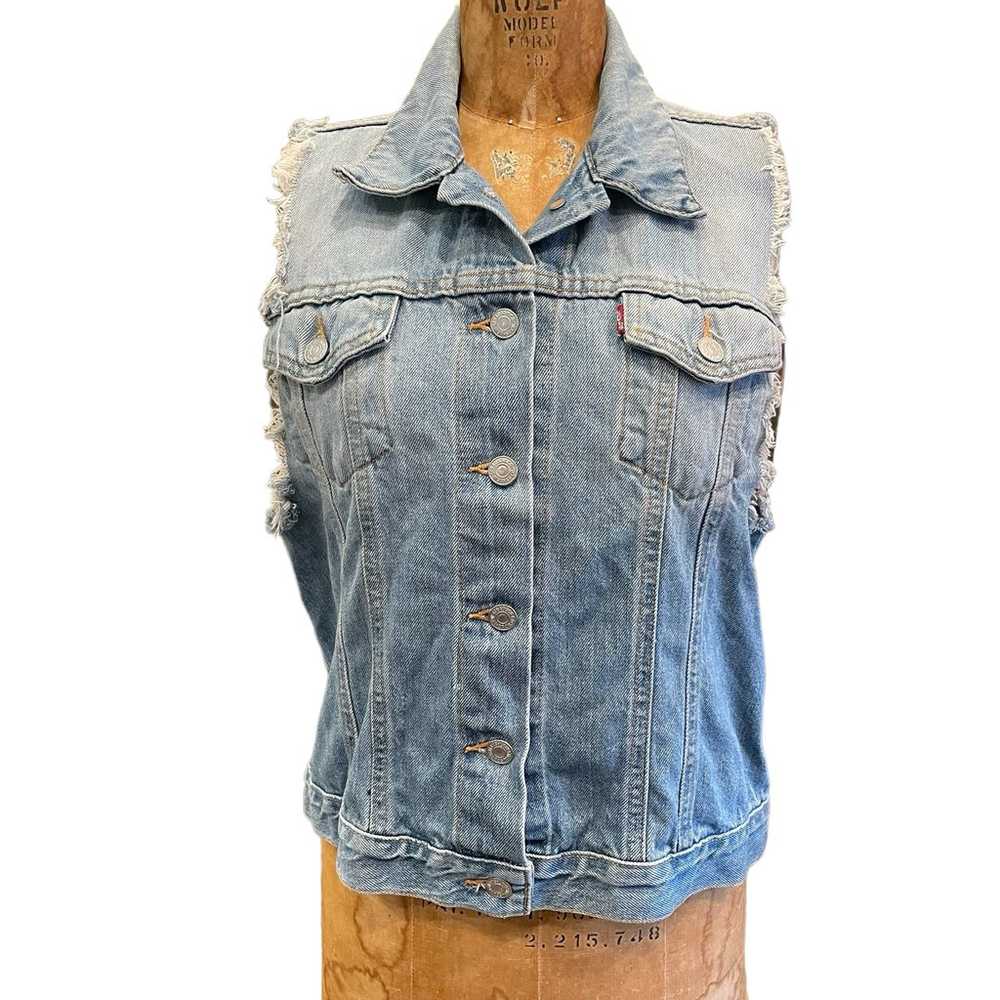 LEVIS Vintage Denim Trucker Vest Sleeveless Distr… - image 1