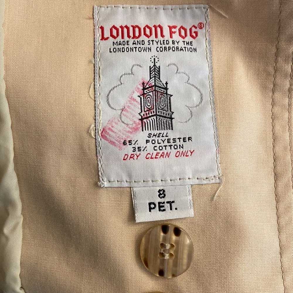 Vintage London Fog Tan Trench Coat - image 7