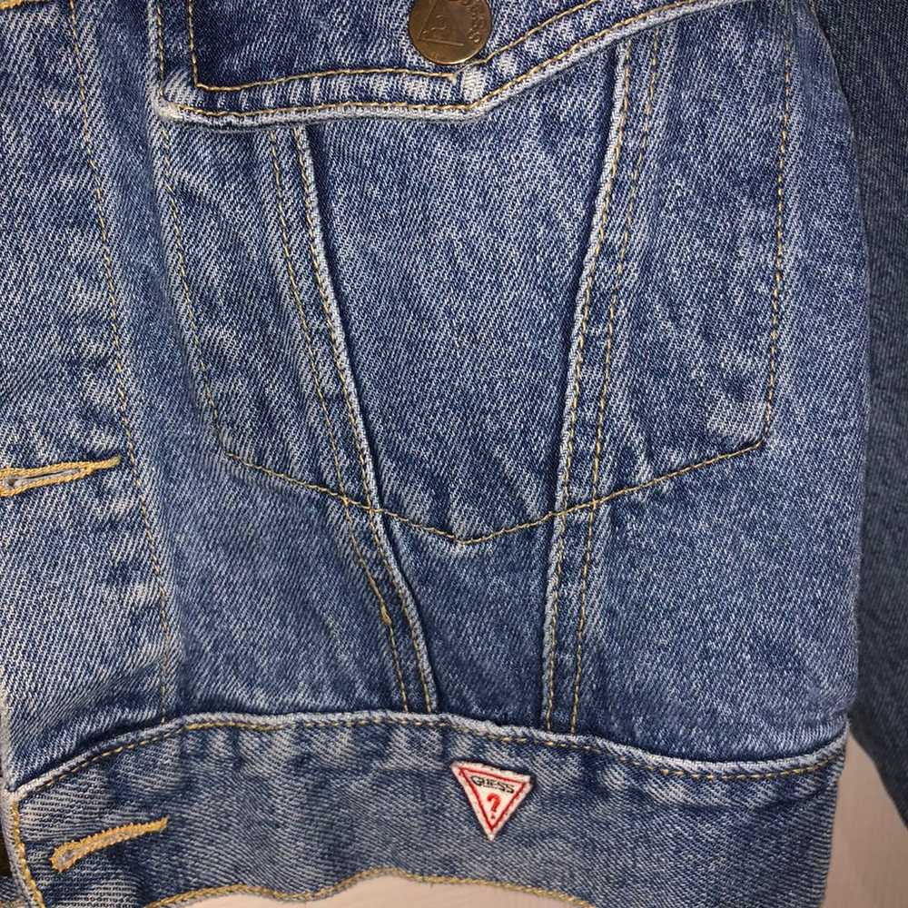 " GUESS"VINTAGE DENIM CROPPED JACKET - image 3