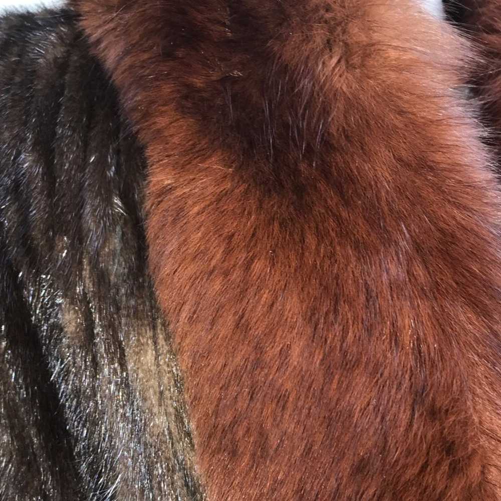 Wellesley NY Vintage Mink Fur Coat - image 3