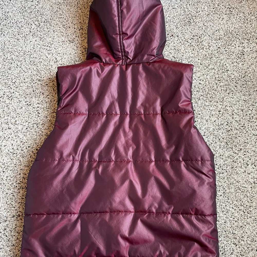 GUESS Vest With Hood Maroon Size L - image 2