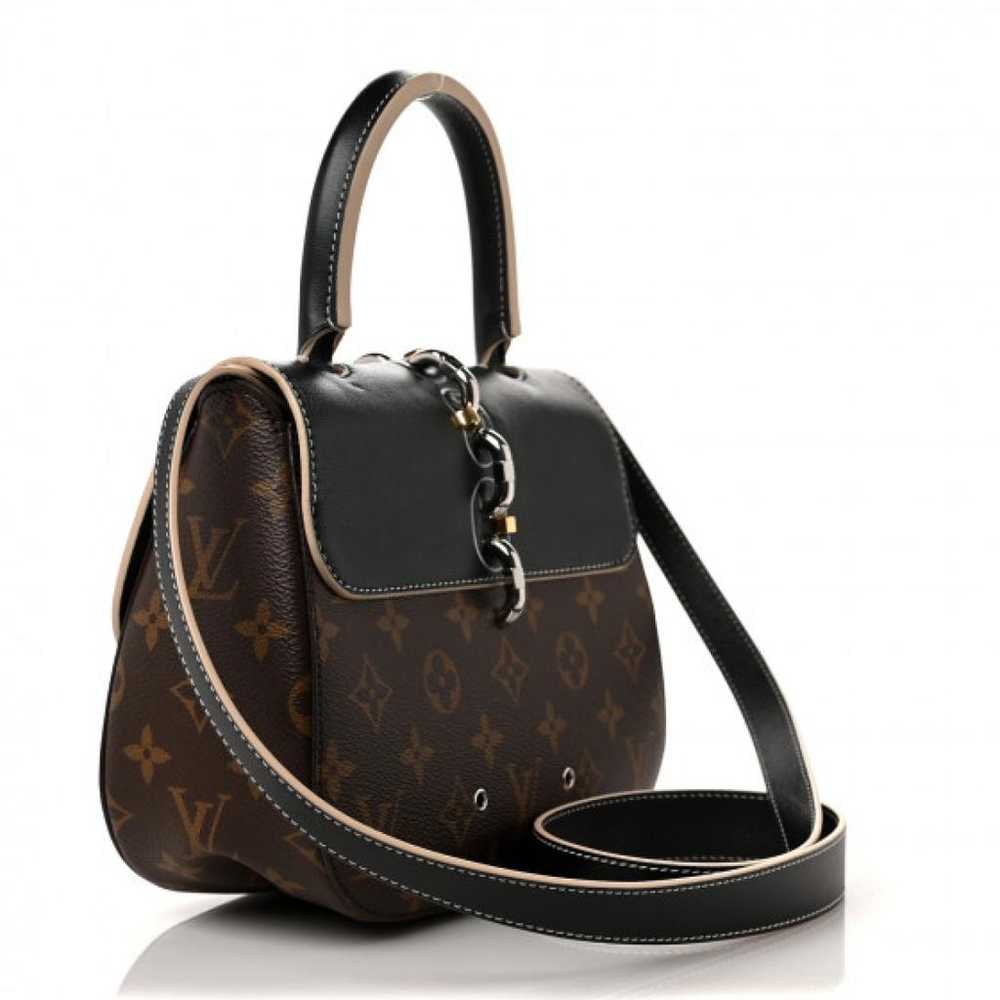 Louis Vuitton Chain It leather handbag - image 3