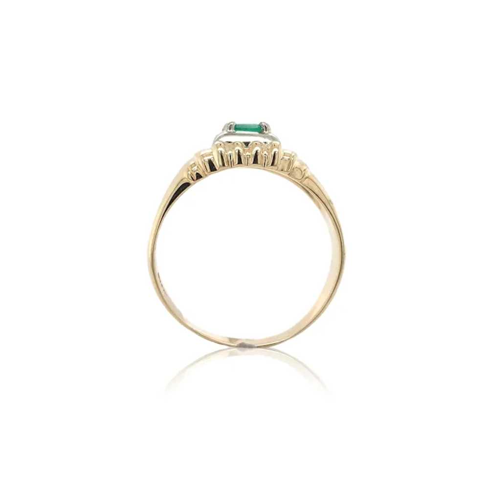 14K Yellow Gold Men's Ring with .46ct Emerald - image 2