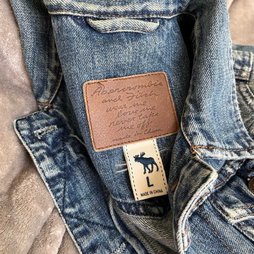 Abercrombie and Fitch jean Jacket Sz L - image 3