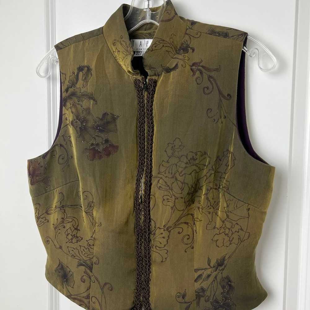 TAPP VINTAGE 100% SILK VEST SIZE LARGE - image 2