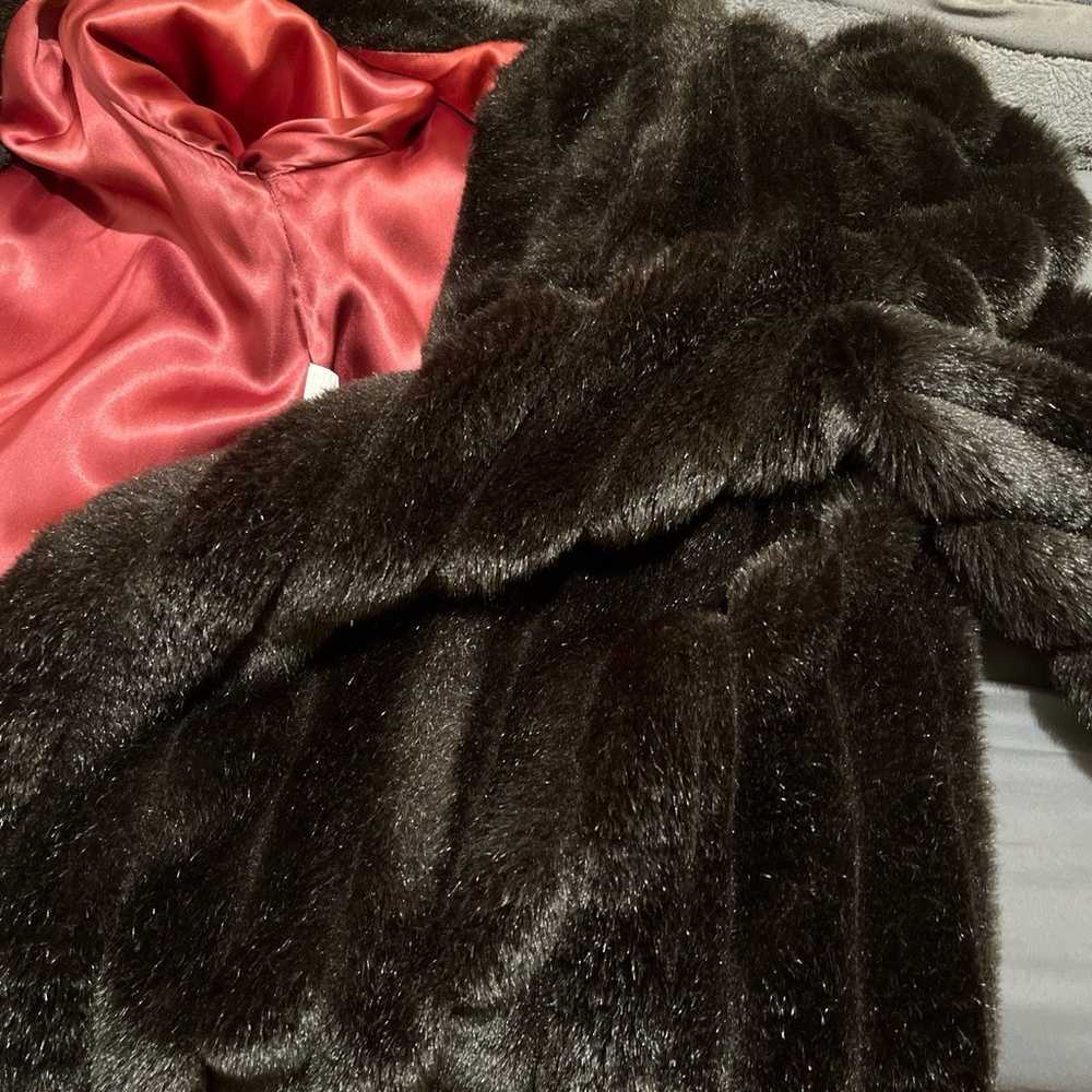 Vintage faux fur coat - image 11