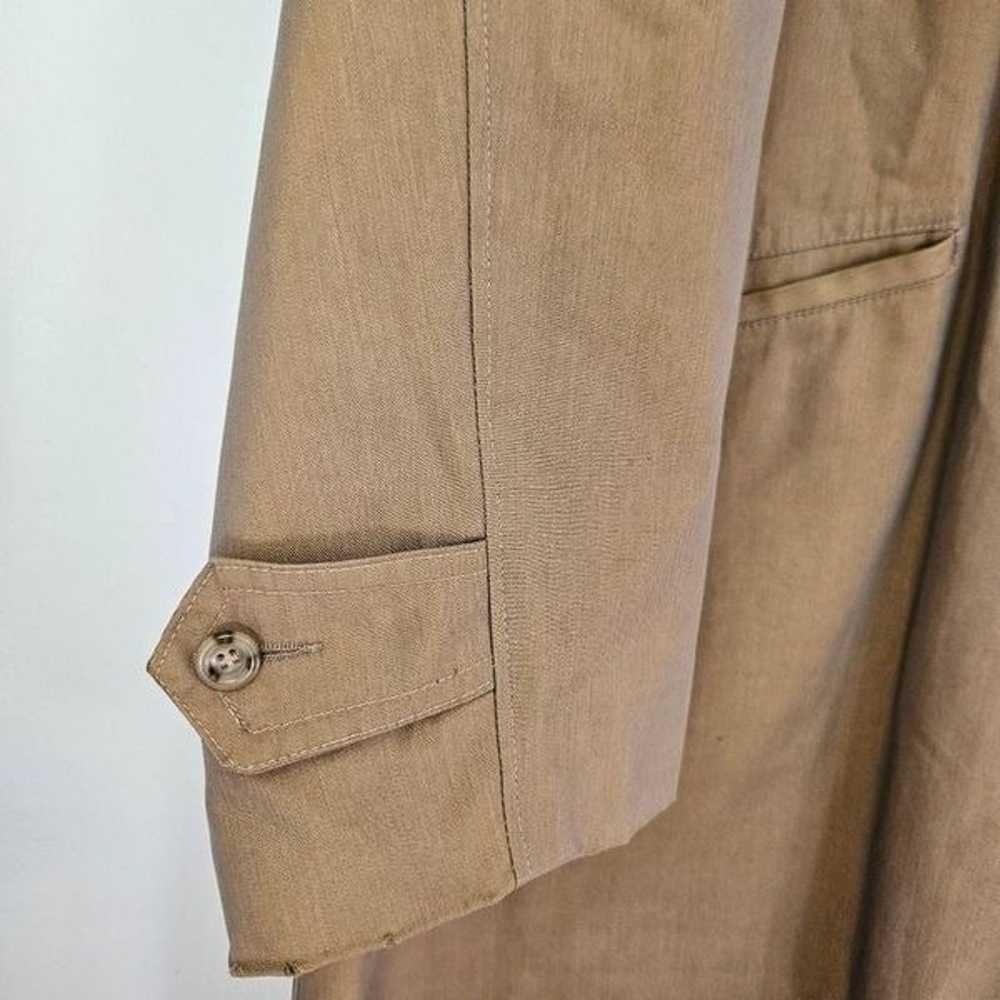 Vintage Windsor Timeless Water Repellent Tan Plai… - image 10