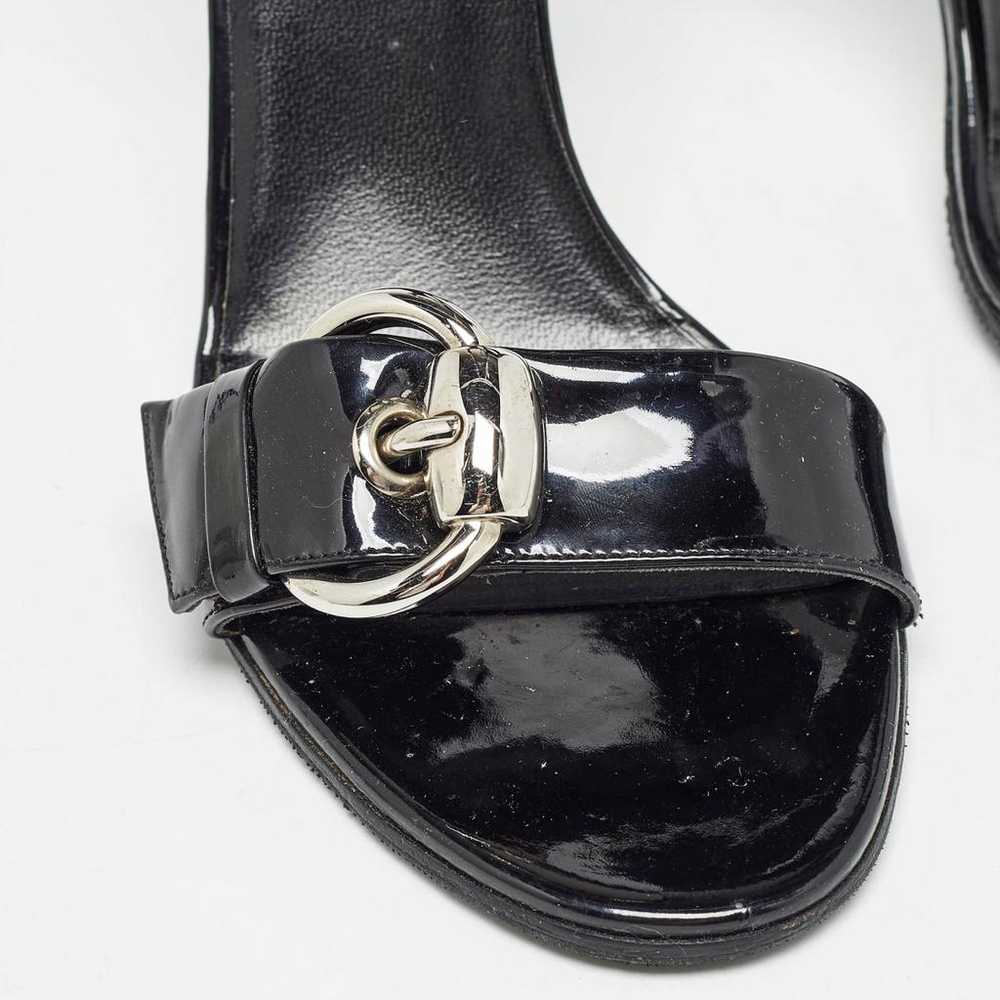 Gucci Patent leather sandal - image 6