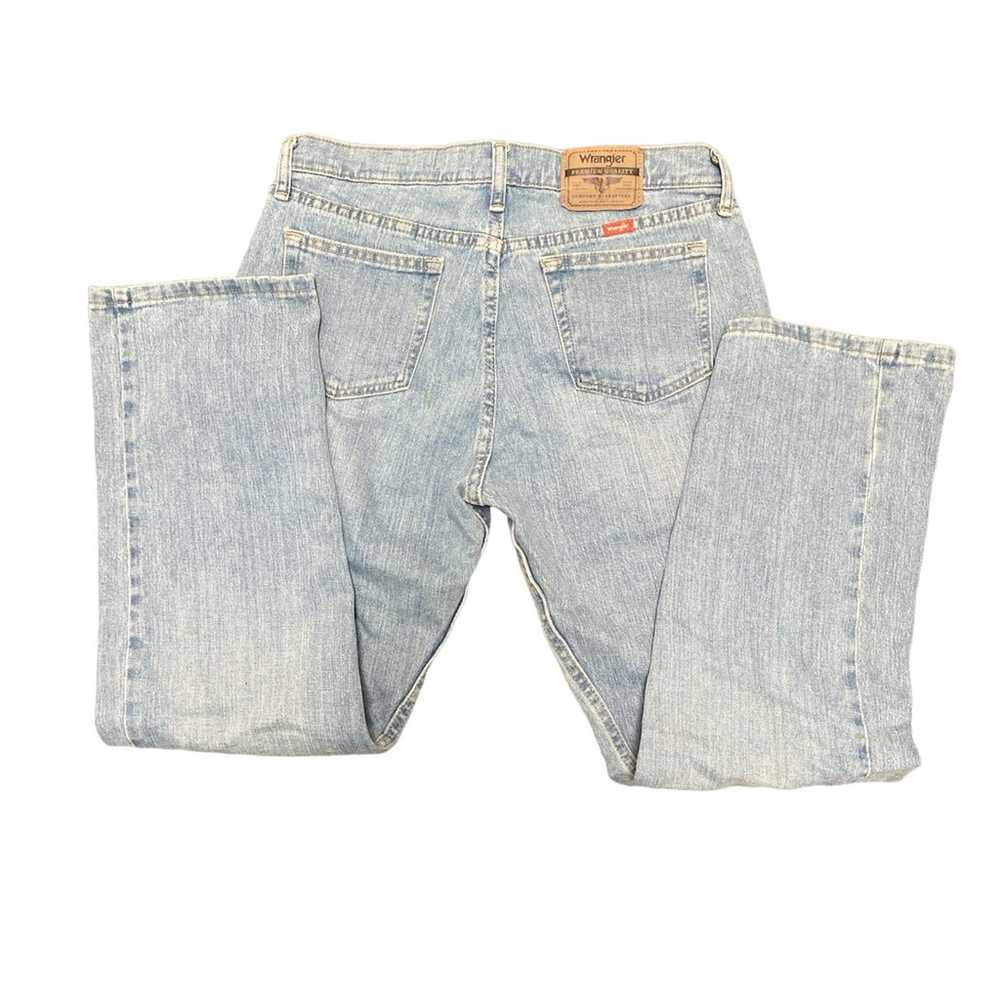 Light wash wrangler jeans - image 3