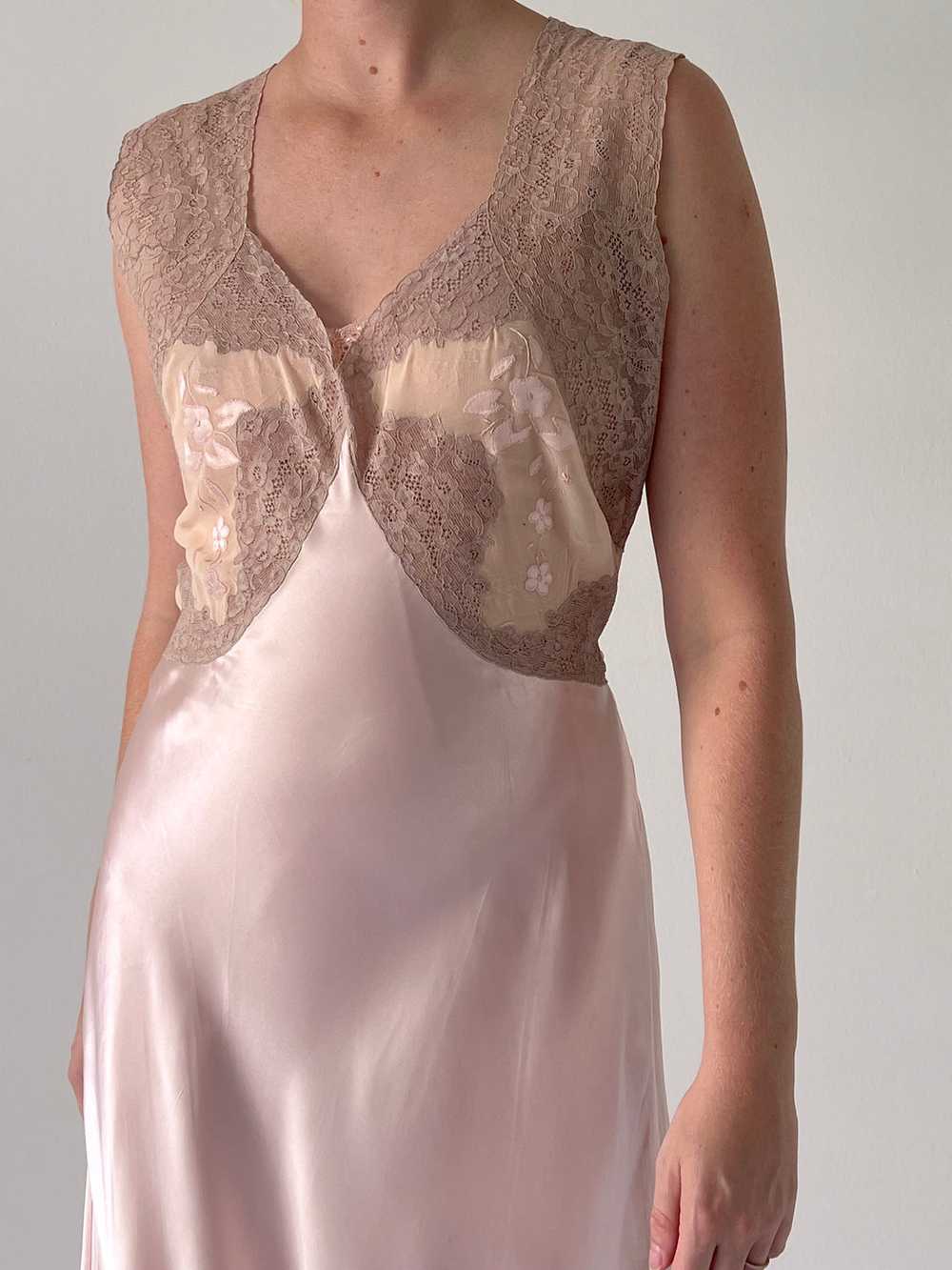 1930's Pink Silk Slip with Chiffon Bust - image 2