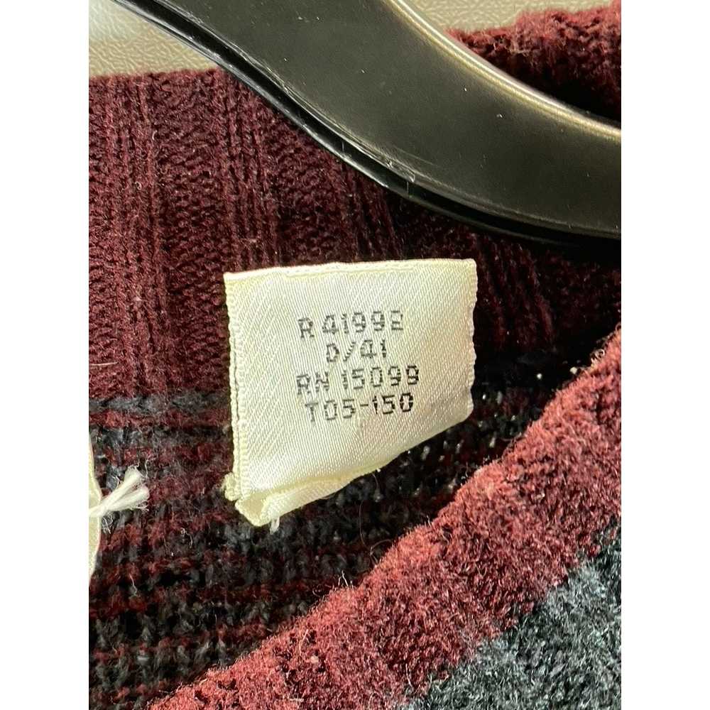 THE MEN'S STORE At Sears Men's Burgundy Printed V… - image 12