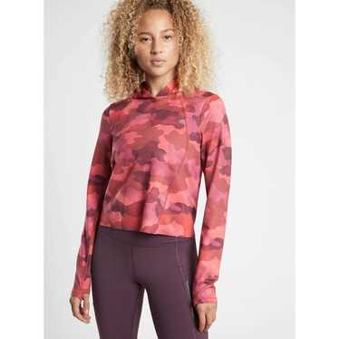 Athleta Pinnacle Cropped Hoodie Mantra Print