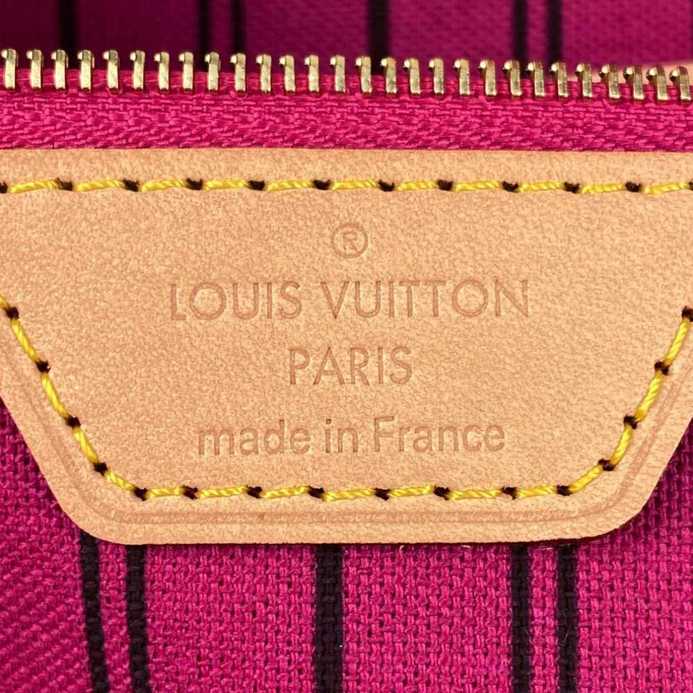 Louis Vuitton Neverfull leather handbag - image 12