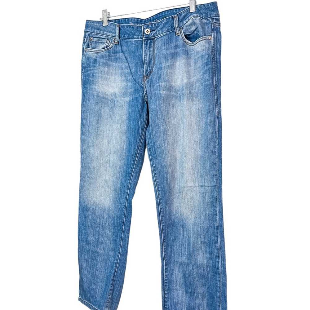 LEVI’S • 552 Mid Rise Straight • Size 14 - image 2