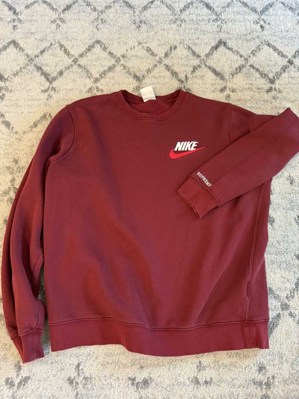 Nike × Supreme Nike x Supreme FW18 Crewneck - image 2