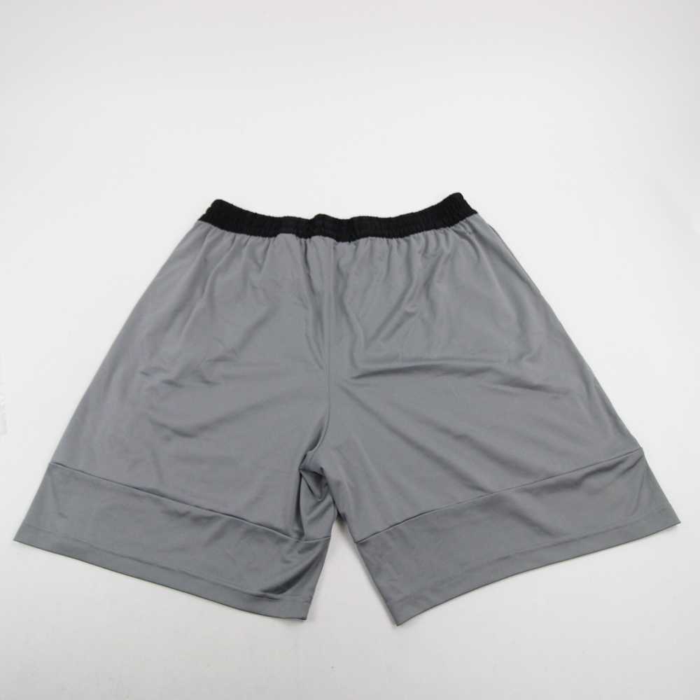 adidas Athletic Shorts Men's Gray/Black Used - image 2