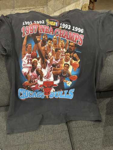 Marino Morwood Chicago Bulls 6 Time NBA Champions Rap Tee Size Men’s Large shops