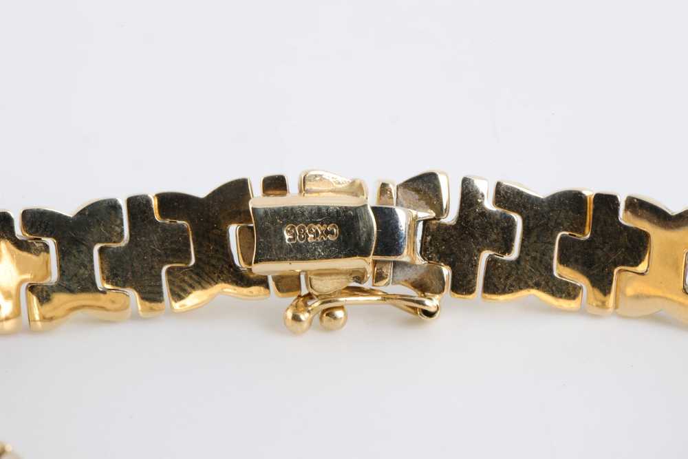 7" 14k Tri-Tone Gold Unique Brushed Link Bracelet… - image 3