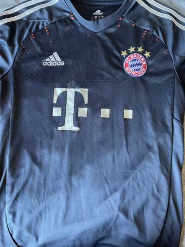 Adidas FC Bayern Munich Jersey Size S Third Kit 12