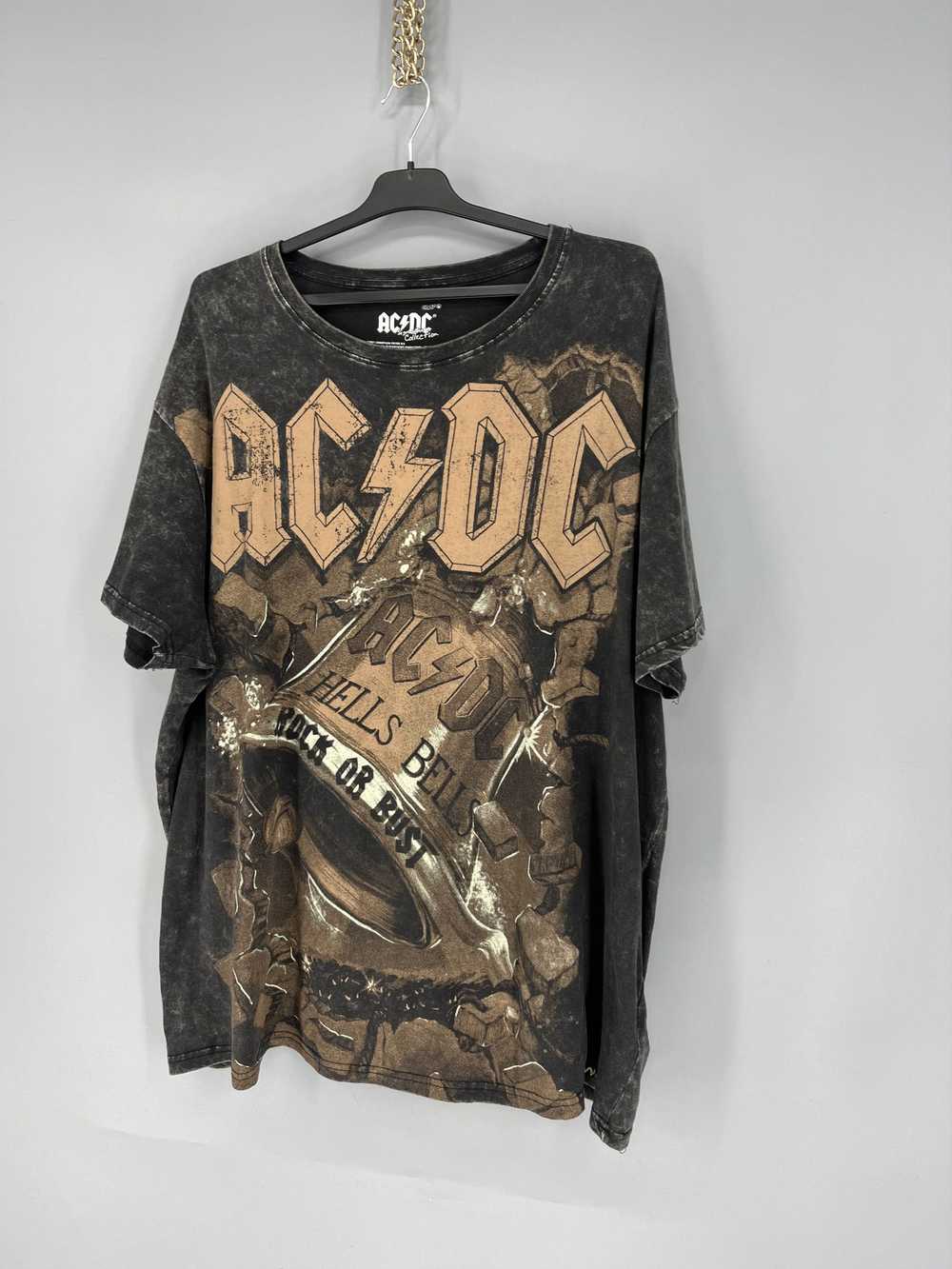 Band Tees × Streetwear × Vintage Vintage ACDC Hel… - image 3