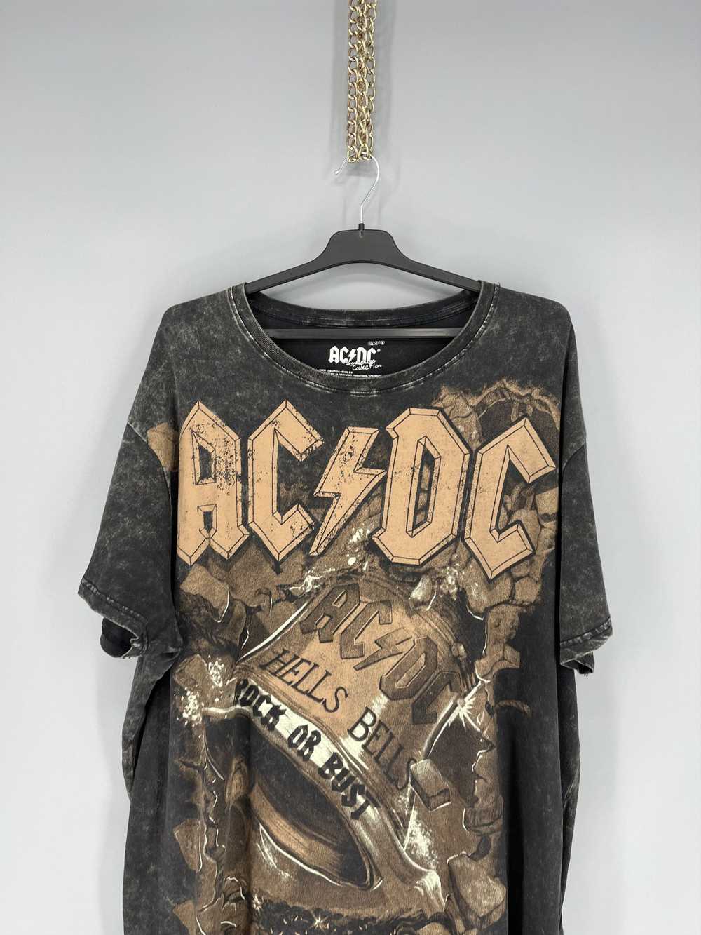 Band Tees × Streetwear × Vintage Vintage ACDC Hel… - image 6