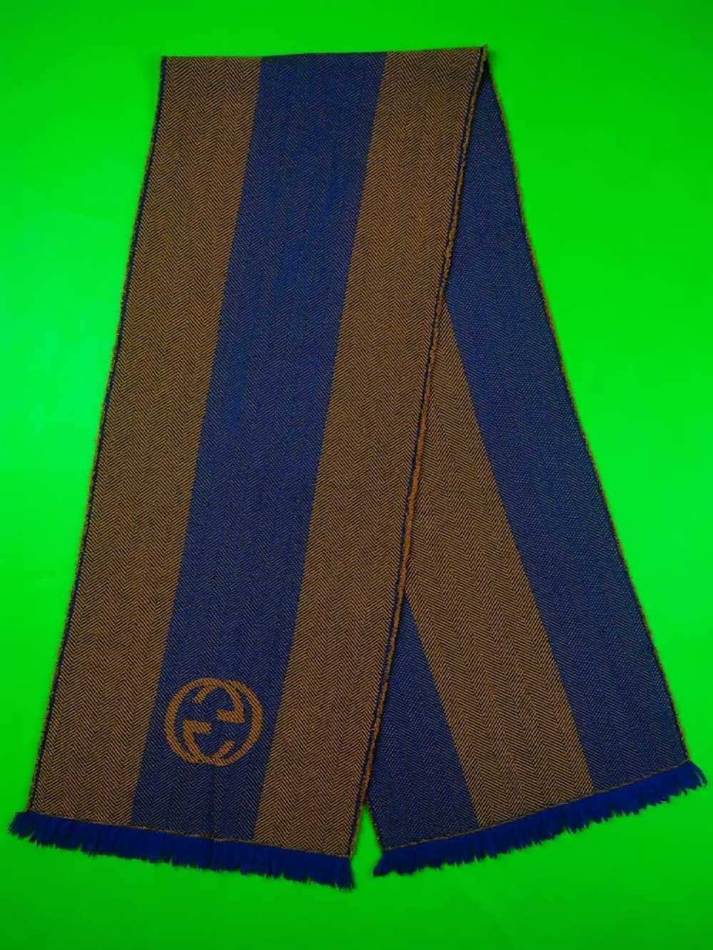 Gucci GUCCI GG Logo 100% Wool Scarf Made in Italy… - image 2