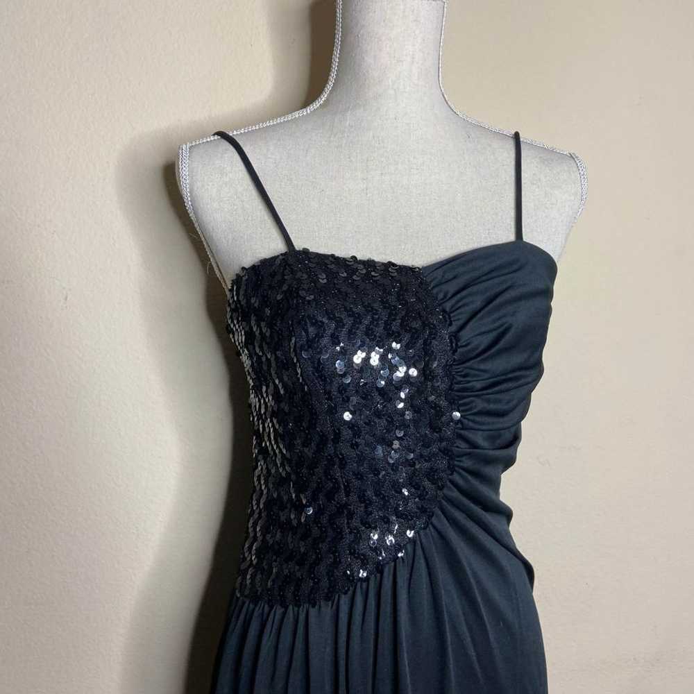 Vintage Womens Black Sequin Sleeveless Dress - image 2