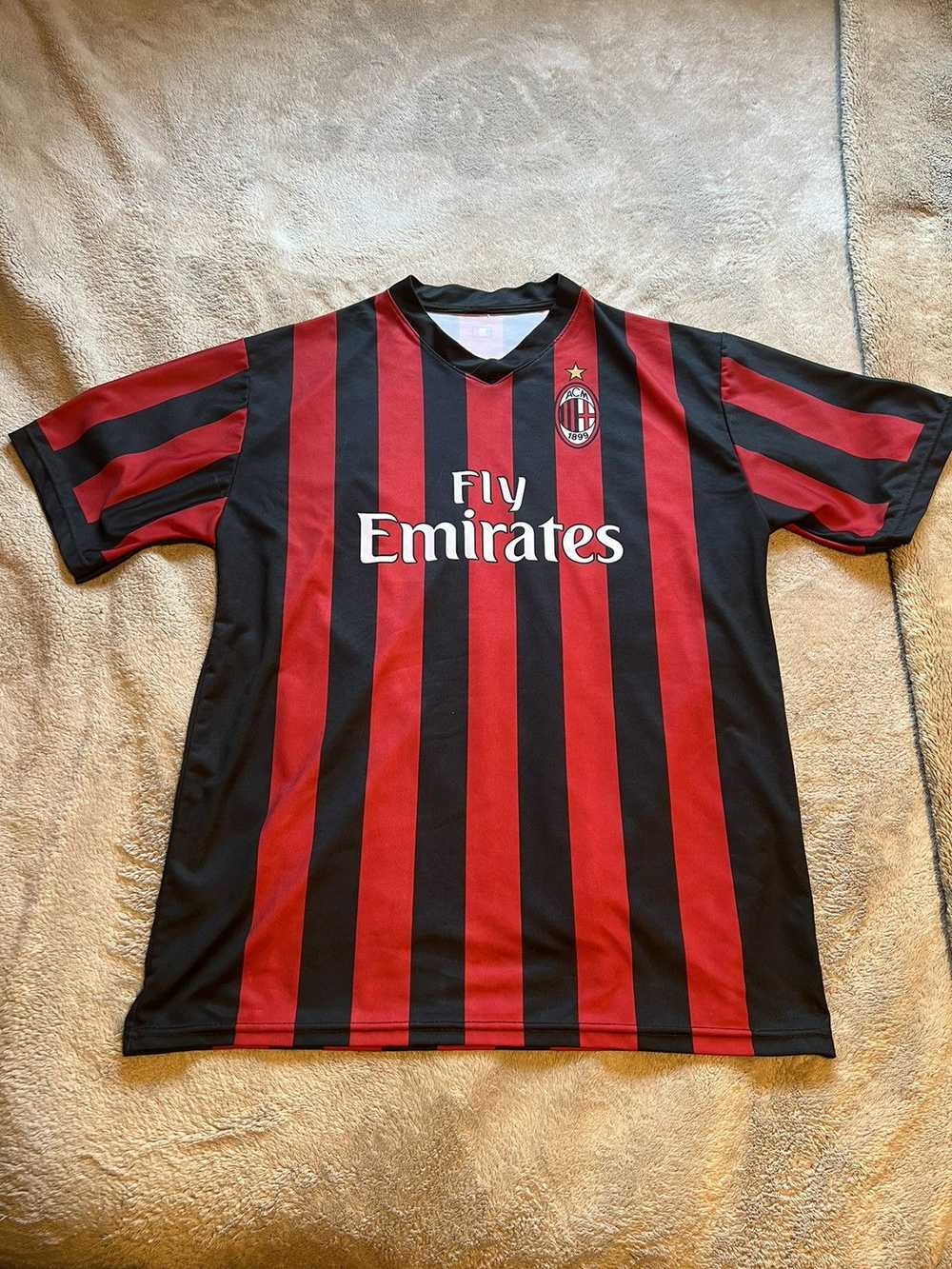 Soccer Jersey Fly Emirates Italy FC Jersey - image 1