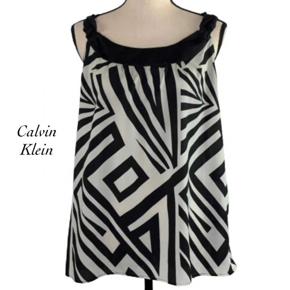 Calvin Klein Ivory Black Geometric Sleeveless Blo… - image 1