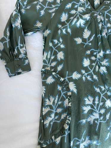 Mirth palm springs caftan in fig leaf (XS) | Used,