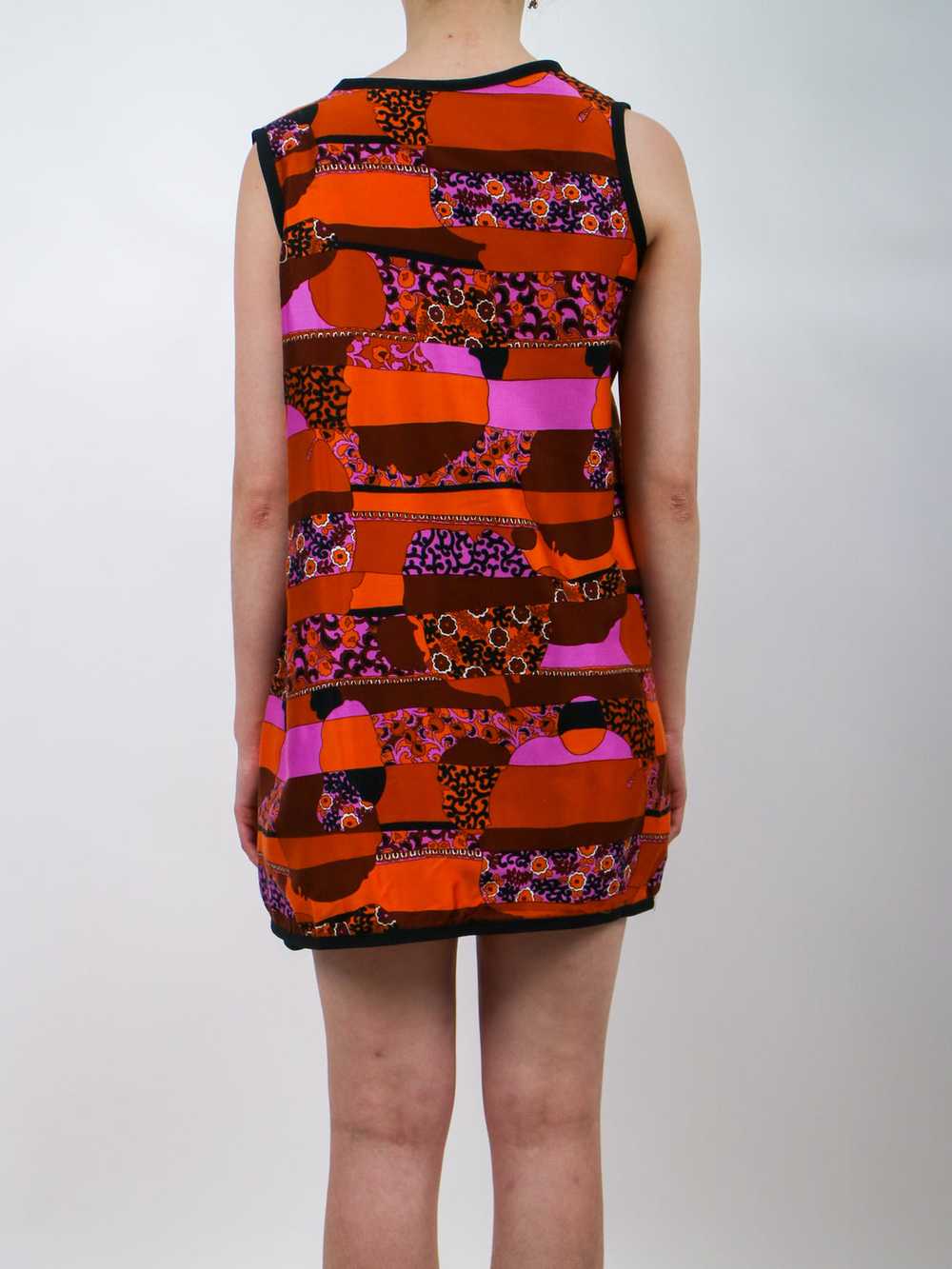 1960s Mod Orange Pink and Black Wrap Mini Dress - image 8