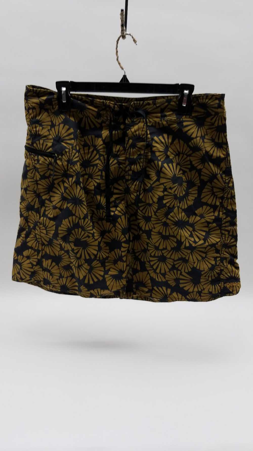 Men's PATAGONIA Yellow & Black Floral Swim Shorts… - image 1