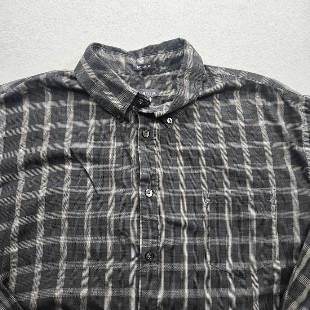 Van Heusen Men's XXL Black & Gray Plaid Button Do… - image 1