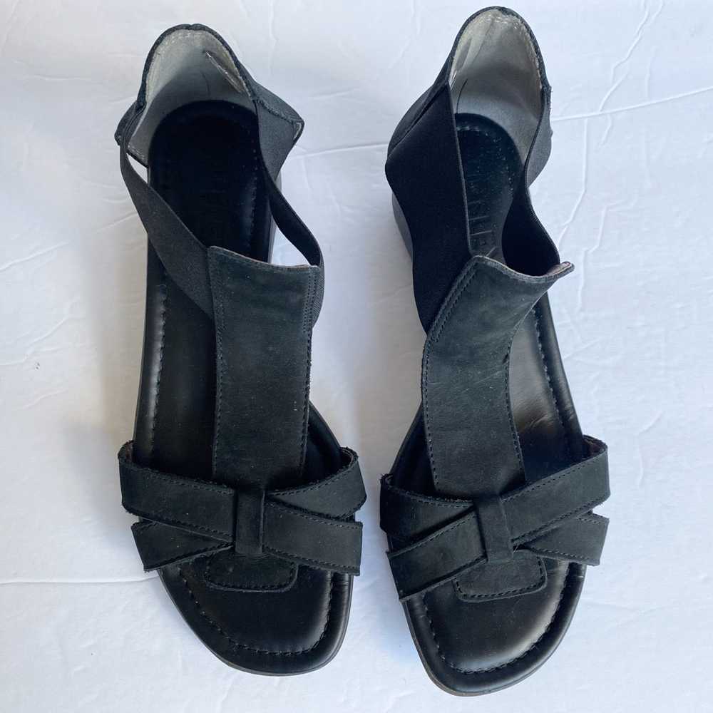 The FLEXX Sandal Size 7 Band Together in Black Nu… - image 2