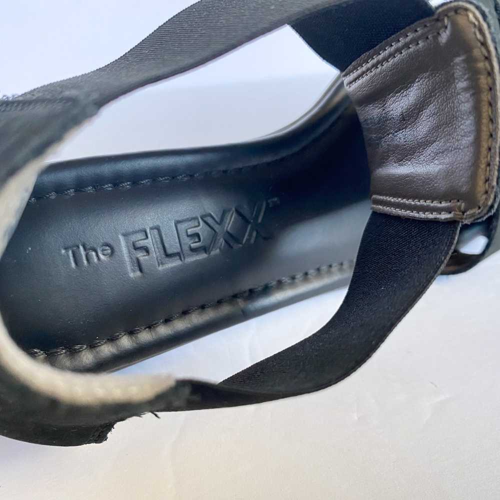 The FLEXX Sandal Size 7 Band Together in Black Nu… - image 9