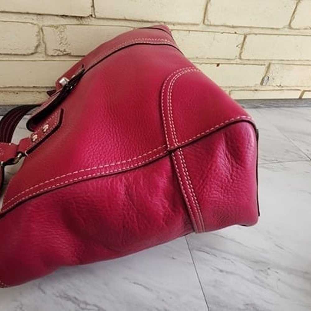 Like New Rare Coach Hampton Fuschia Leather Shoul… - image 6