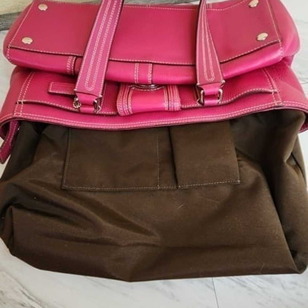 Like New Rare Coach Hampton Fuschia Leather Shoul… - image 9