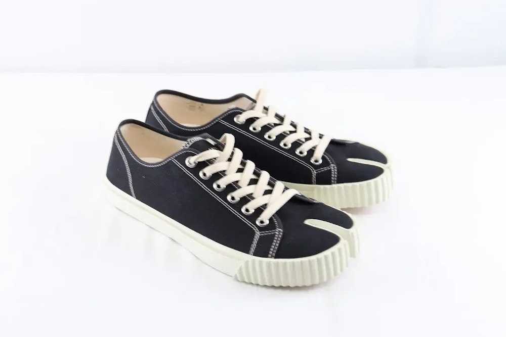 Maison Margiela o1rshd10524 Tabi Toe Low Top Snea… - image 10