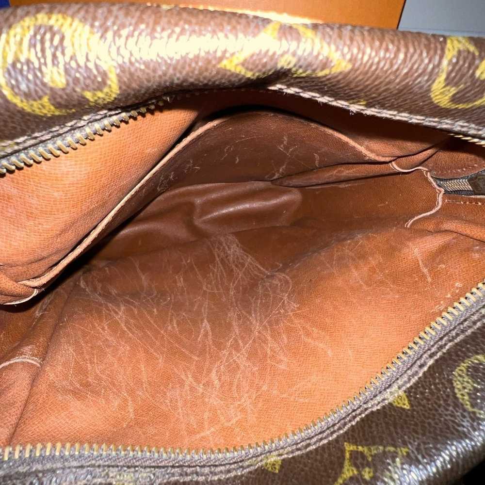 Louis Vuitton Vintage Danube leather crossbody bag - image 4